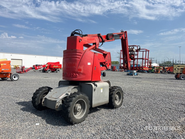 2014 Haulotte HA120PX 4WD Diesel Articulating Boom Lift - 铰接臂:图1 2014 Haulotte HA120PX 4WD Diesel Articulating Boom Lift - 铰接臂:图1