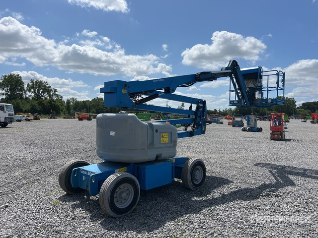 2016 Genie Z-45/25J 2WD Electric Articulating Boom Lift - 铰接臂:图2 2016 Genie Z-45/25J 2WD Electric Articulating Boom Lift - 铰接臂:图2