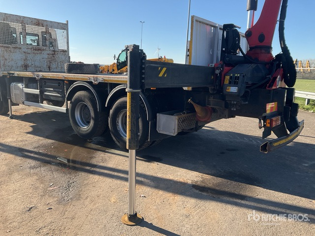 2017 Iveco AD860T 2017 Palfinger on 6x4 Flatbed Truck with Crane - 栏板式/ 平板卡车, 起重车:图5 2017 Iveco AD860T 2017 Palfinger on 6x4 Flatbed Truck with Crane - 栏板式/ 平板卡车, 起重车:图5