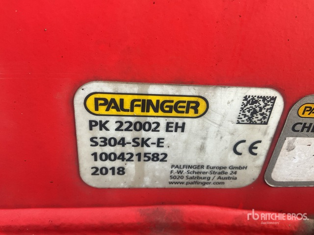 2018 Iveco 260T36 2018 Palfinger PK22002-EH Artic ... Flatbed Truck with Crane - 栏板式/ 平板卡车, 起重车:图5 2018 Iveco 260T36 2018 Palfinger PK22002-EH Artic ... Flatbed Truck with Crane - 栏板式/ 平板卡车, 起重车:图5