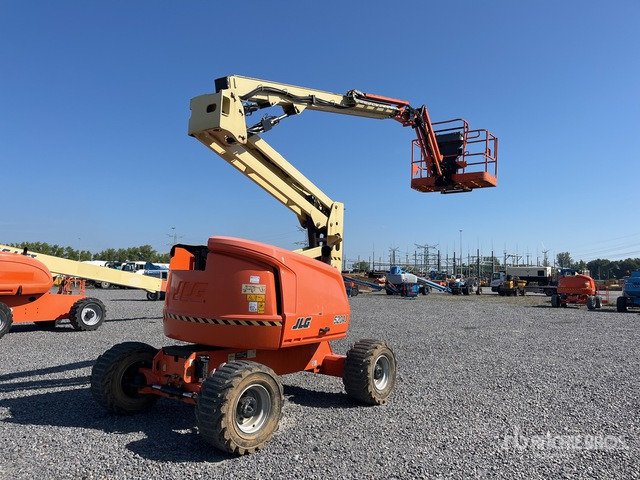 2018 JLG 520AJ 4WD Diesel Articulating Boom Lift - 铰接臂:图2 2018 JLG 520AJ 4WD Diesel Articulating Boom Lift - 铰接臂:图2