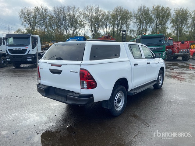 2018 Toyota Hilux 4x4 Crew Cab Pickup - 皮卡车:图5 2018 Toyota Hilux 4x4 Crew Cab Pickup - 皮卡车:图5