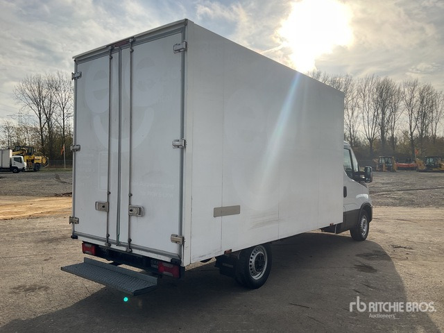 2020 Iveco Daily Bestelwagen - 无侧窗厢式货车:图4 2020 Iveco Daily Bestelwagen - 无侧窗厢式货车:图4