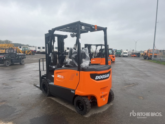 2023 Doosan B30X-7 PLUS (Unused) Electric Forklift - 电动叉车:图1 2023 Doosan B30X-7 PLUS (Unused) Electric Forklift - 电动叉车:图1