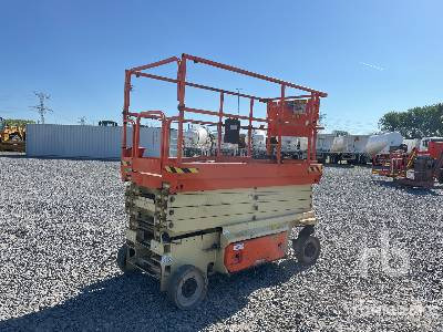 JLG 3246ES Electric (Inoperable) - 剪式升降机:图3 JLG 3246ES Electric (Inoperable) - 剪式升降机:图3