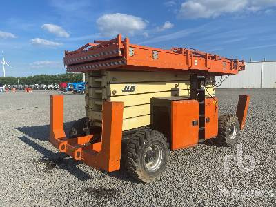JLG 530LRT 4x4 Diesel (Inoperable) - 剪式升降机:图1 JLG 530LRT 4x4 Diesel (Inoperable) - 剪式升降机:图1