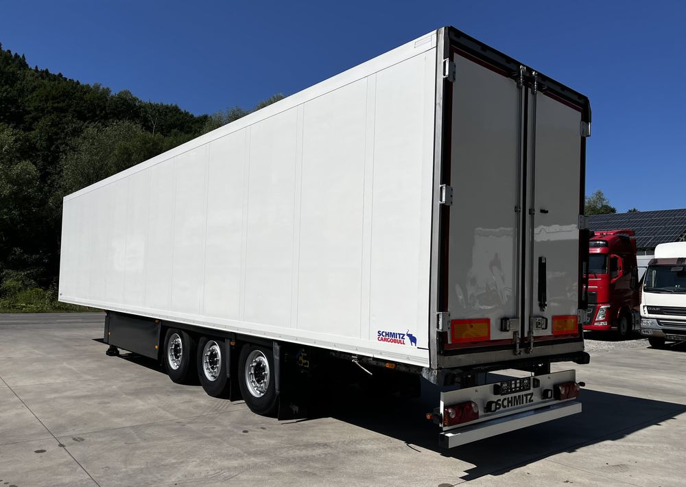 Schmitz Cargobull Chłodnia // 2010 Rok // 2 osie podnoszone // Doppelstock // Kosz paletowy // - 冷藏半拖车:图3 Schmitz Cargobull Chłodnia // 2010 Rok // 2 osie podnoszone // Doppelstock // Kosz paletowy // - 冷藏半拖车:图3