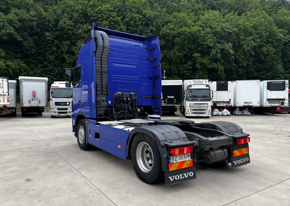 Volvo FH500 // 2013 Rok // XL // Automat // EEV // Idealny ! - 牵引车:图5 Volvo FH500 // 2013 Rok // XL // Automat // EEV // Idealny ! - 牵引车:图5