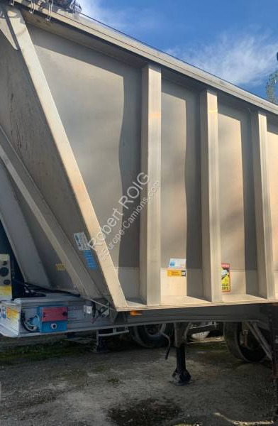 Benalu AgriLiner - 翻斗半拖车:图5 Benalu AgriLiner - 翻斗半拖车:图5