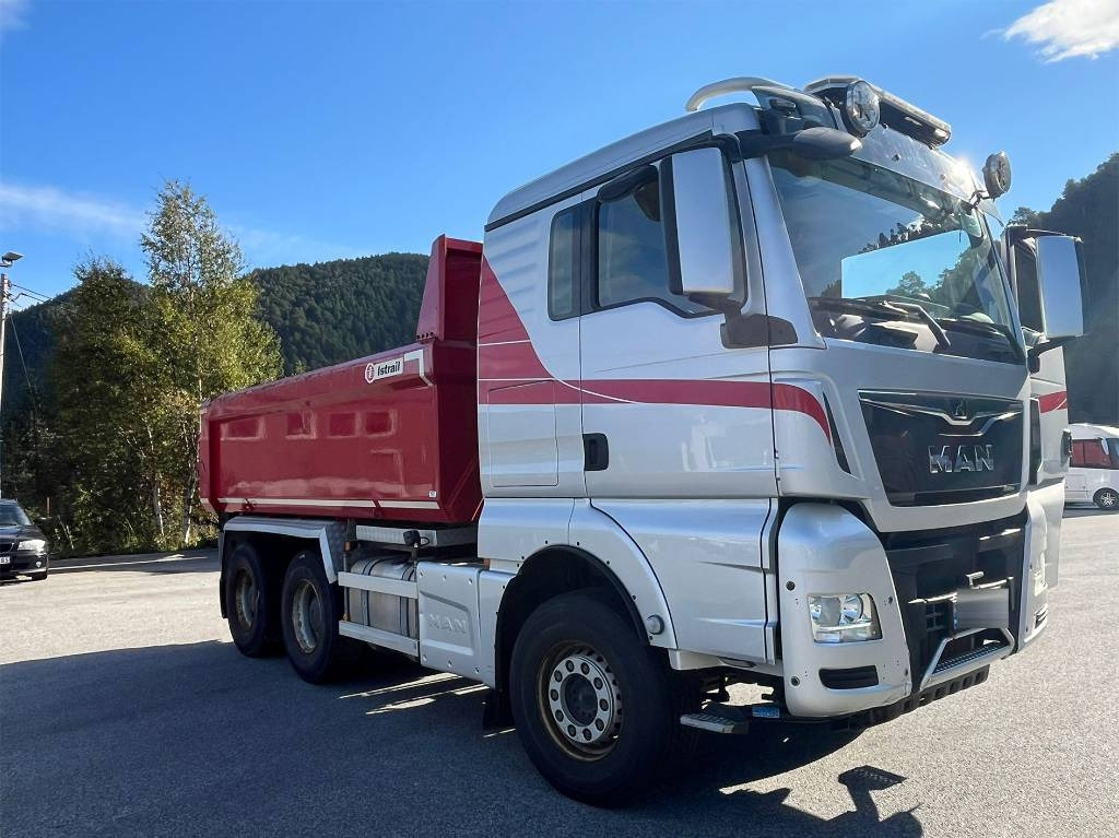 MAN TGX 26.580 6x4 - 翻斗车:图1 MAN TGX 26.580 6x4 - 翻斗车:图1