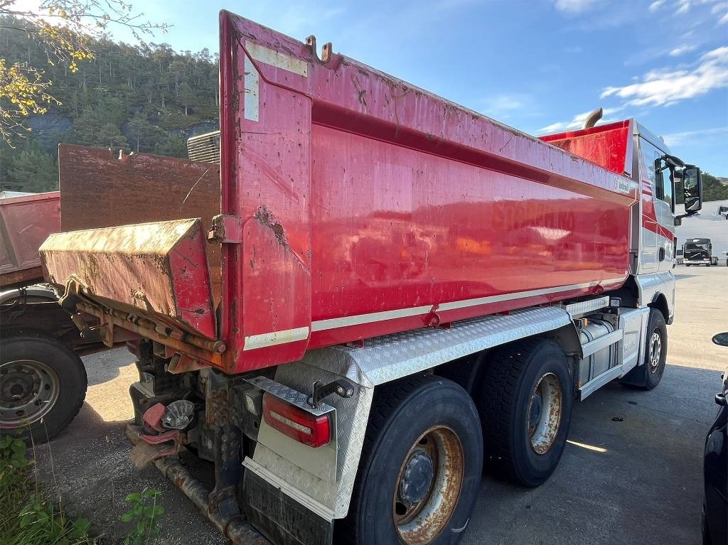 MAN TGX 26.580 6x4 - 翻斗车:图2 MAN TGX 26.580 6x4 - 翻斗车:图2