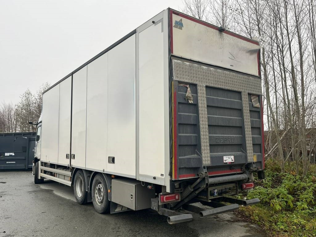 Mercedes-Benz Actros 2546 6x2 - 厢式卡车:图5 Mercedes-Benz Actros 2546 6x2 - 厢式卡车:图5