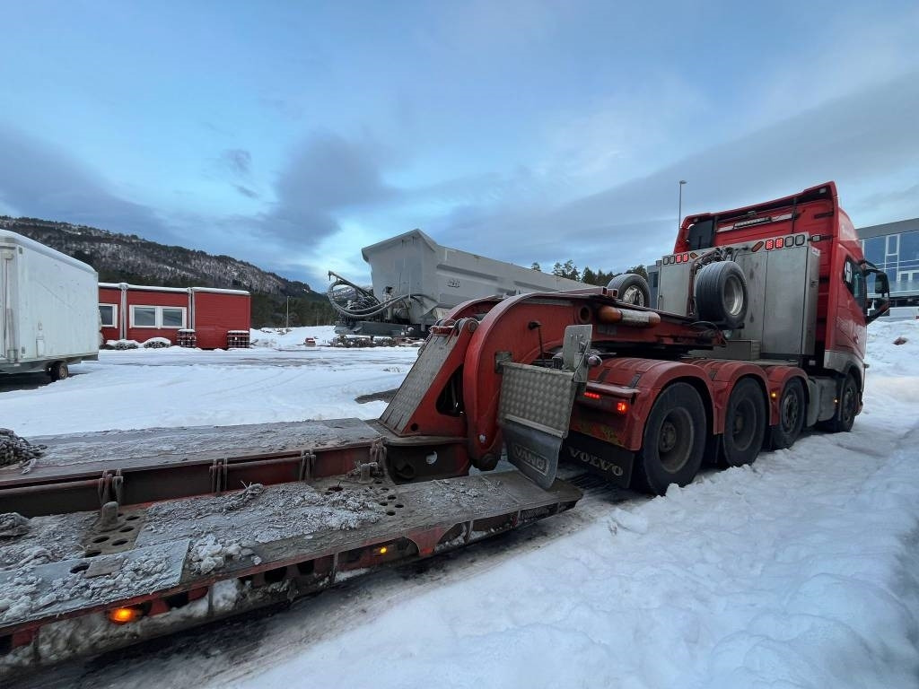 Vang ATHLS 3+1 Volvo FH16 750 Heavy Haul 8x2 - 其他机械:图2 Vang ATHLS 3+1 Volvo FH16 750 Heavy Haul 8x2 - 其他机械:图2