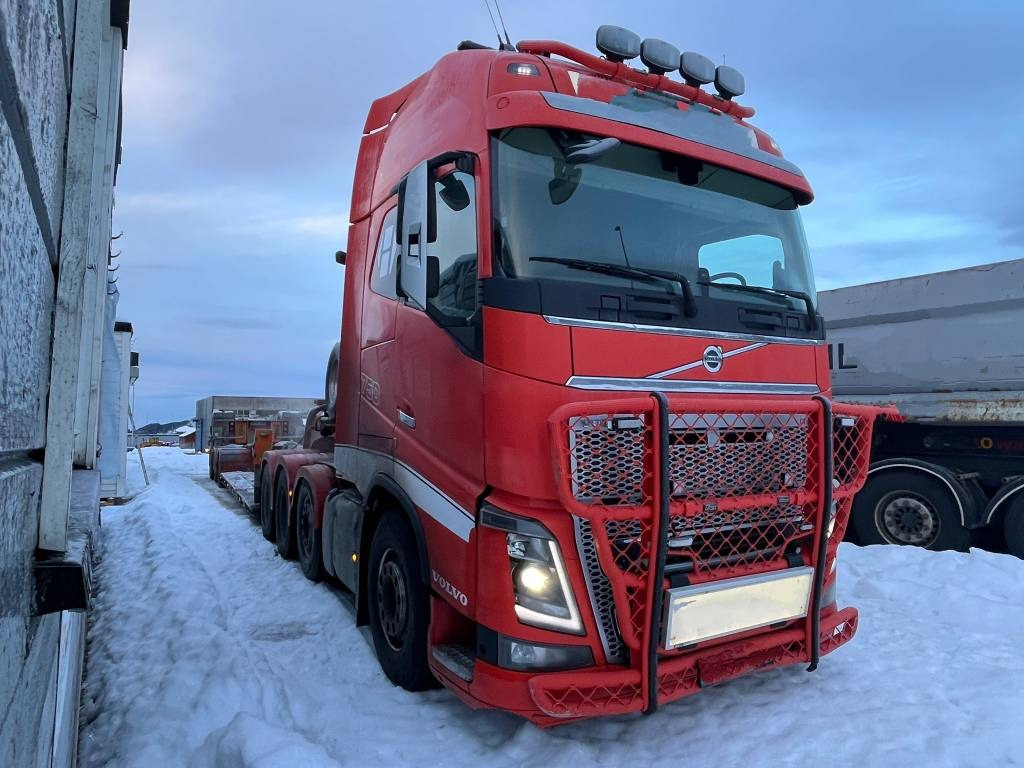 Vang ATHLS 3+1 Volvo FH16 750 Heavy Haul 8x2 - 其他机械:图1 Vang ATHLS 3+1 Volvo FH16 750 Heavy Haul 8x2 - 其他机械:图1
