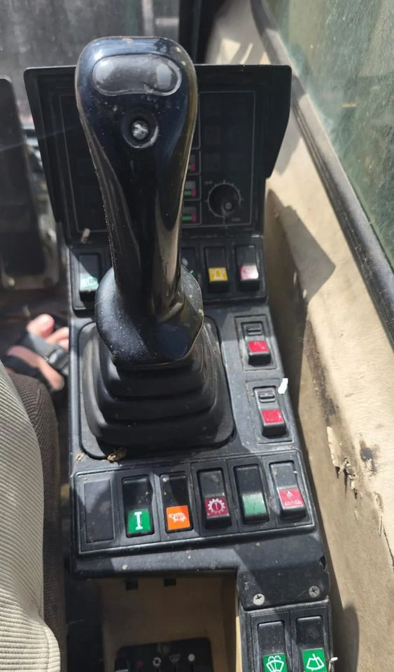 Caterpillar M312 - 轮式挖掘机:图5 Caterpillar M312 - 轮式挖掘机:图5