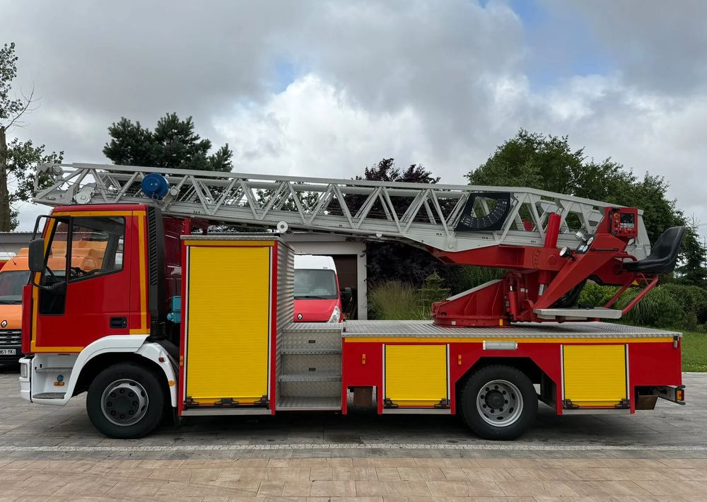 Iveco Eurocargo 130E24 - 消防车:图5 Iveco Eurocargo 130E24 - 消防车:图5