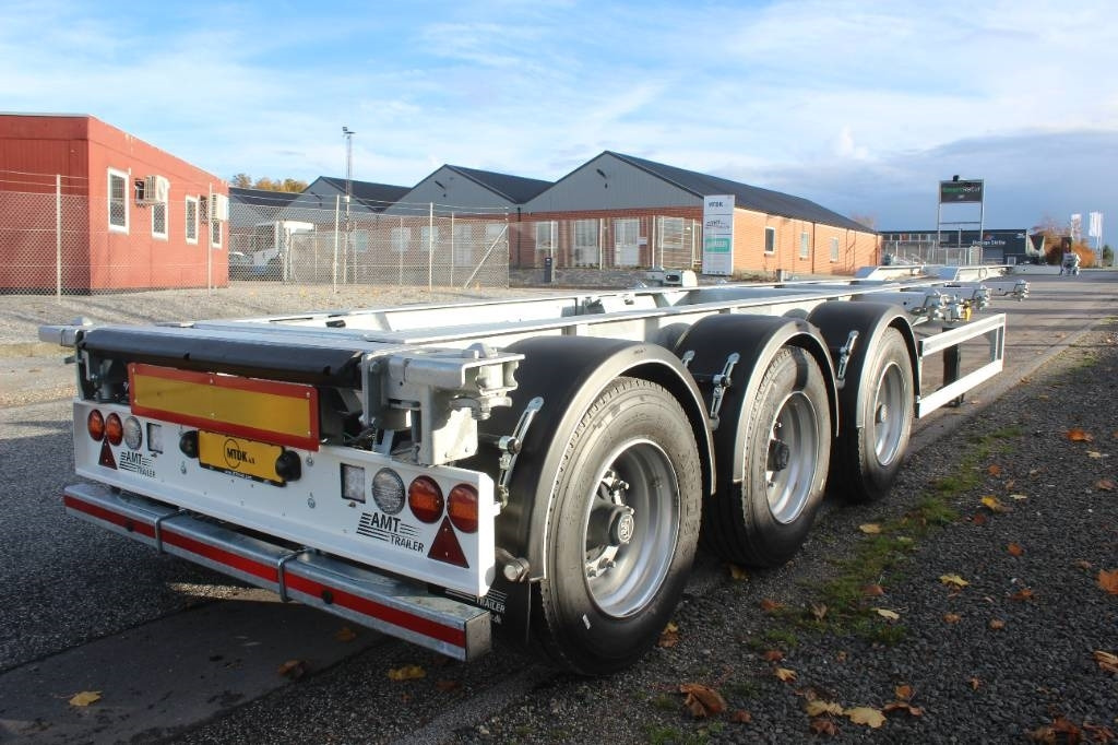 AMT CO310 - Container chassis med udskud i bag - 集装箱运输车/ 可拆卸车身的半拖车:图1 AMT CO310 - Container chassis med udskud i bag - 集装箱运输车/ 可拆卸车身的半拖车:图1