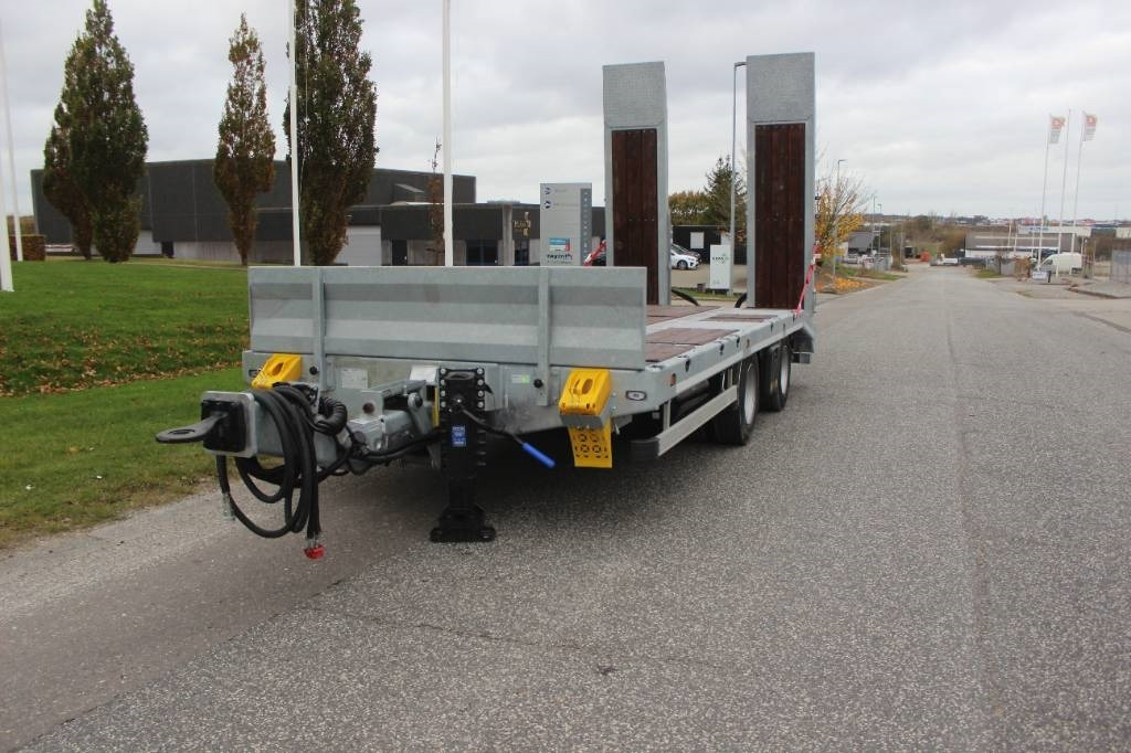 AMT MK200 2 akslet maskinkærre m. sider og ramper - 栏板式/ 平板拖车:图3 AMT MK200 2 akslet maskinkærre m. sider og ramper - 栏板式/ 平板拖车:图3