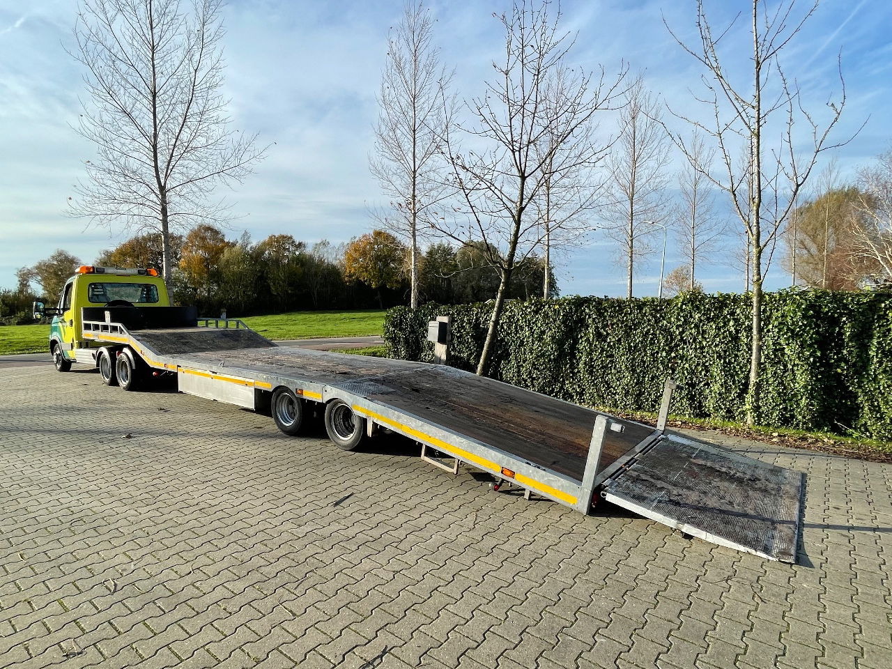 Iveco Daily 35C18 - BE小的牵引车, 自动转运半拖车:图3 Iveco Daily 35C18 - BE小的牵引车, 自动转运半拖车:图3