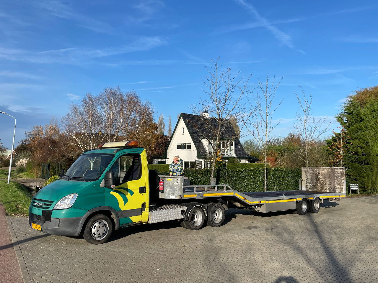 Iveco Daily 35C18 - BE小的牵引车, 自动转运半拖车:图4 Iveco Daily 35C18 - BE小的牵引车, 自动转运半拖车:图4