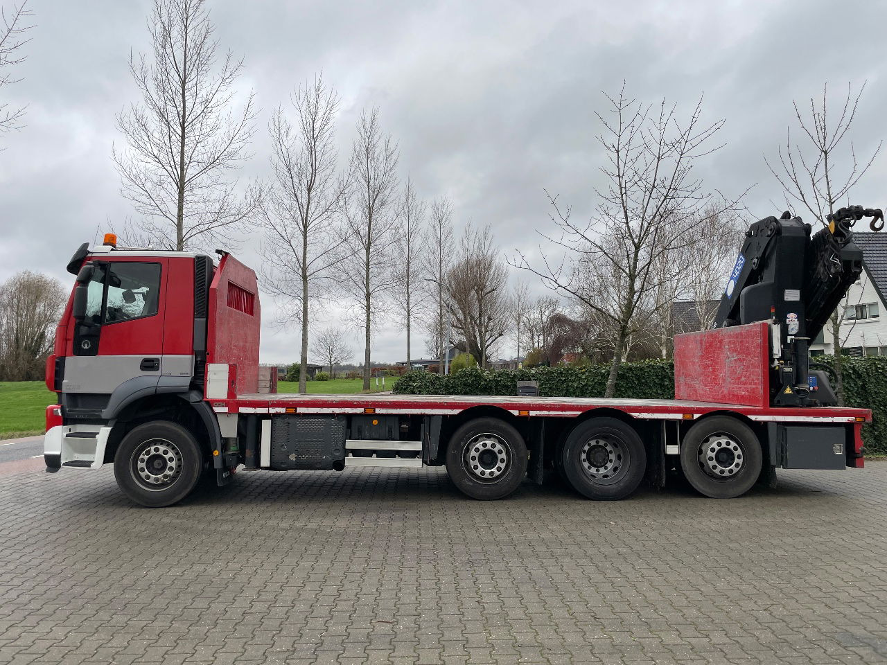 Iveco Stralis 360 with HMF 4020 K5 crane - 起重车:图3 Iveco Stralis 360 with HMF 4020 K5 crane - 起重车:图3