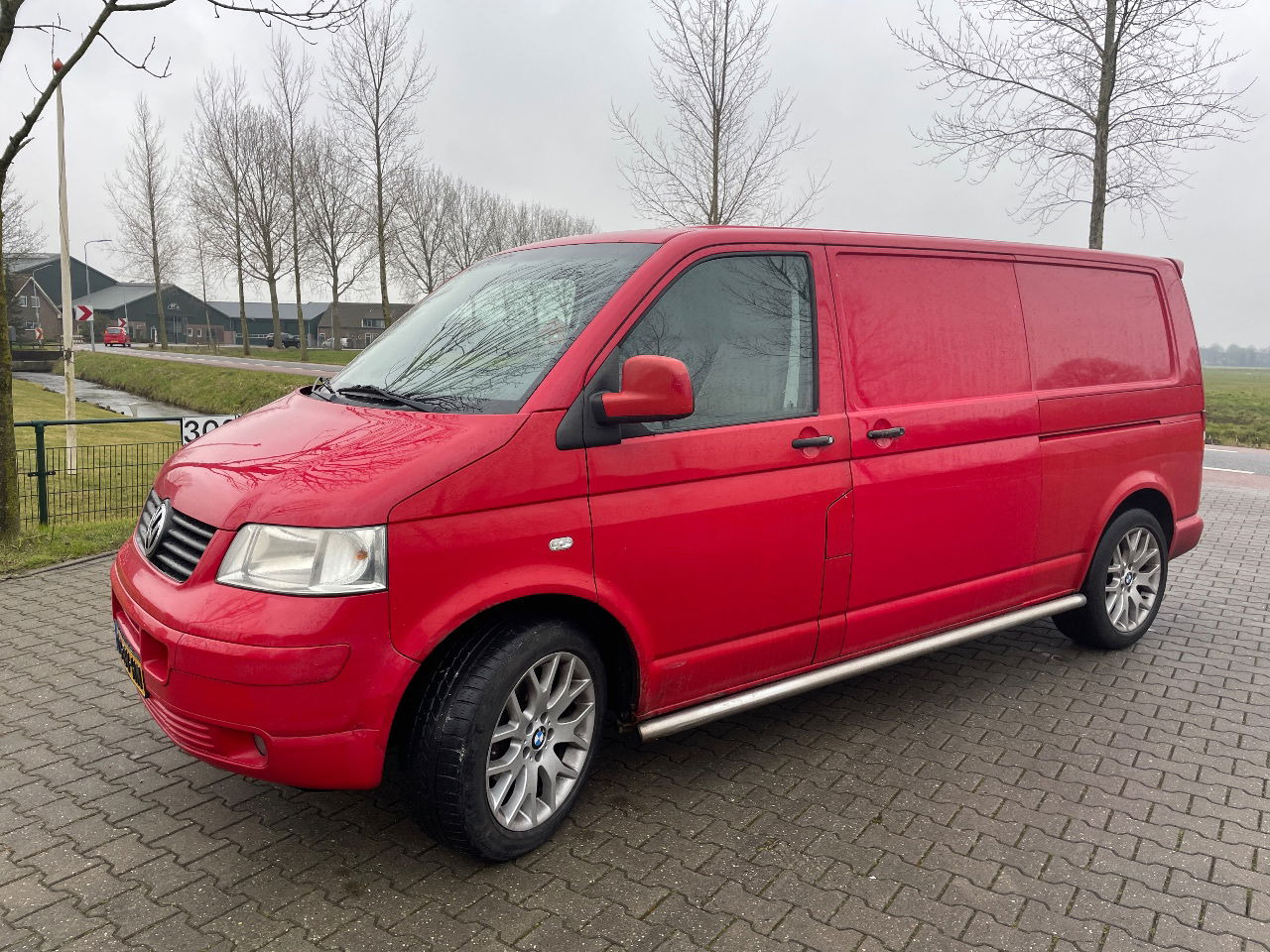Volkswagen Transporter t5 2.5 L2 dubbele schuifdeur - 紧凑型面包车:图2 Volkswagen Transporter t5 2.5 L2 dubbele schuifdeur - 紧凑型面包车:图2