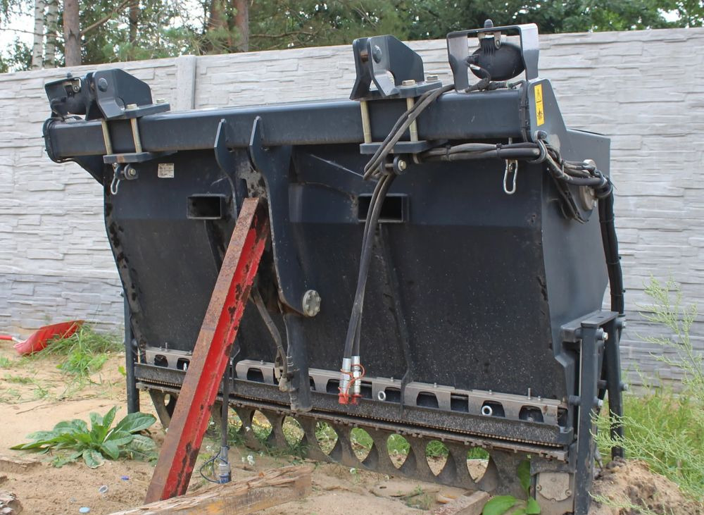 Bomag BS180 - 条播机:图4 Bomag BS180 - 条播机:图4