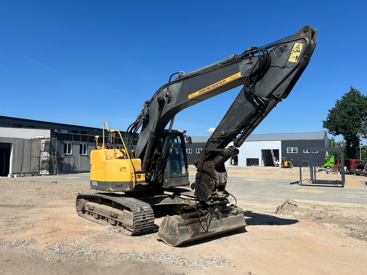 Volvo ECR235 - 履带式挖掘机:图1 Volvo ECR235 - 履带式挖掘机:图1