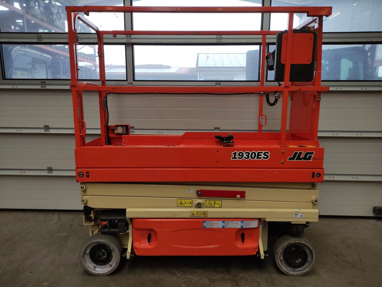 JLG 1930 ES - 剪式升降机:图2 JLG 1930 ES - 剪式升降机:图2