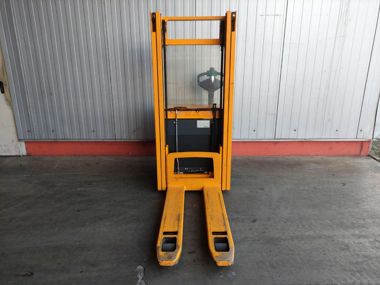 Jungheinrich EJC 216Z - 堆垛机:图3 Jungheinrich EJC 216Z - 堆垛机:图3