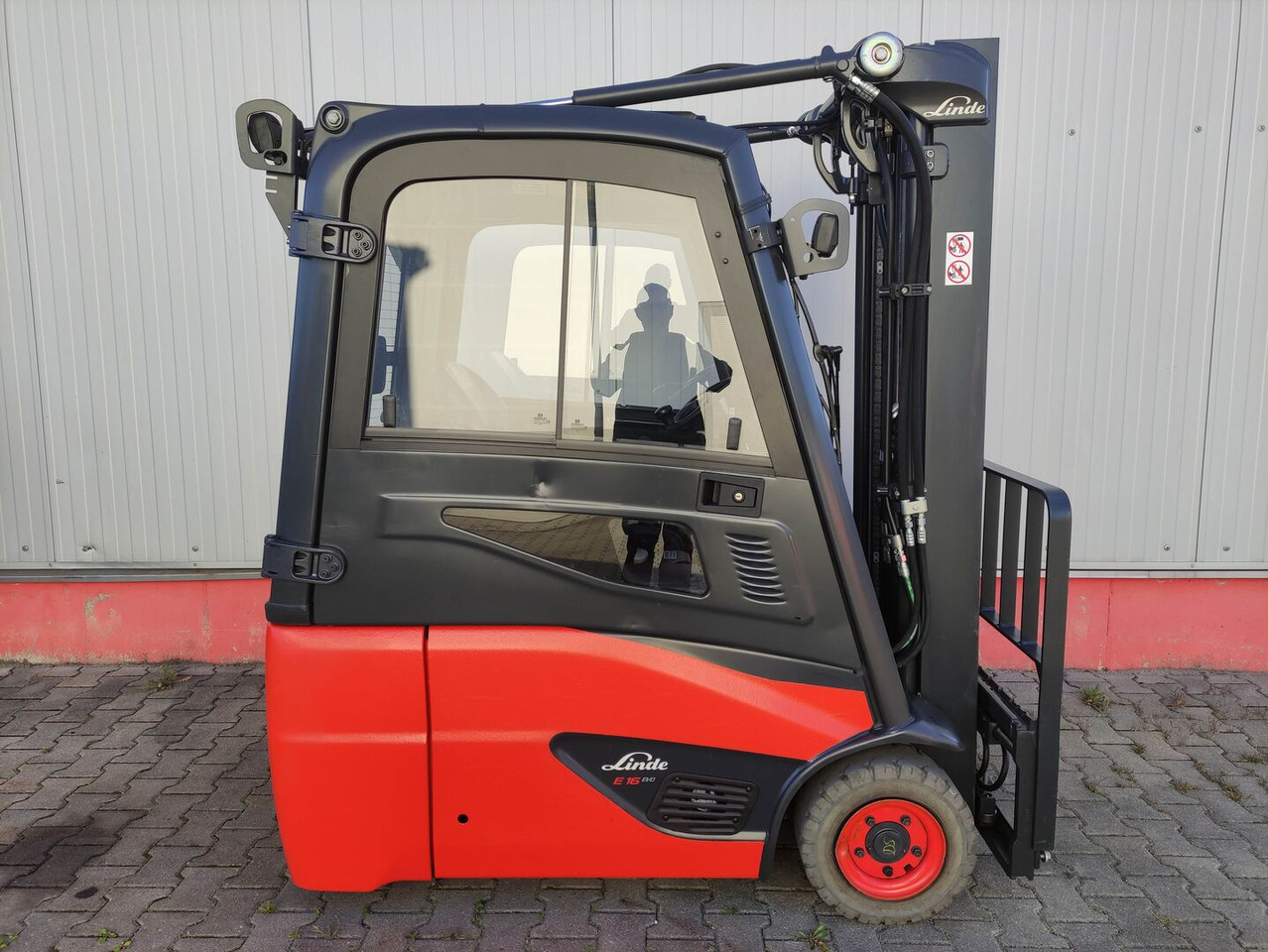 Linde E16-02-386 EVO - 电动叉车:图2 Linde E16-02-386 EVO - 电动叉车:图2