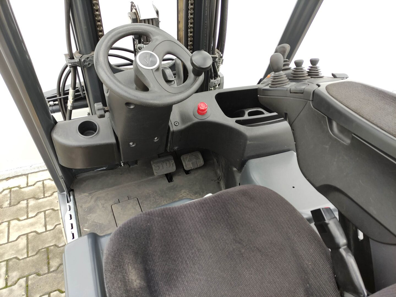 Linde E16-C-02-387 EVO - 电动叉车:图5 Linde E16-C-02-387 EVO - 电动叉车:图5