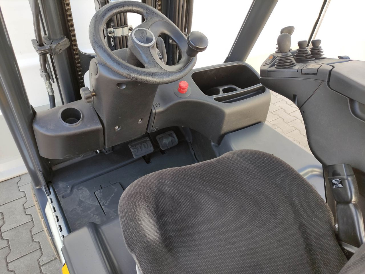 Linde E16C-02-386 EVO - 电动叉车:图5 Linde E16C-02-386 EVO - 电动叉车:图5