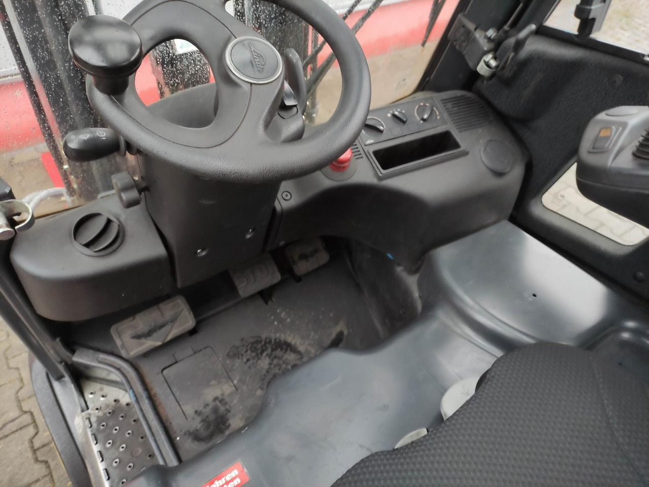 Linde E18PH-EVO - 电动叉车:图5 Linde E18PH-EVO - 电动叉车:图5