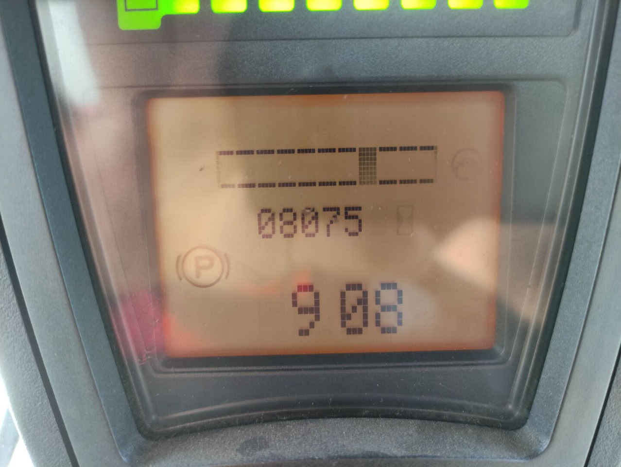电动叉车 Linde E30H-01-600-387:图8 电动叉车 Linde E30H-01-600-387:图8