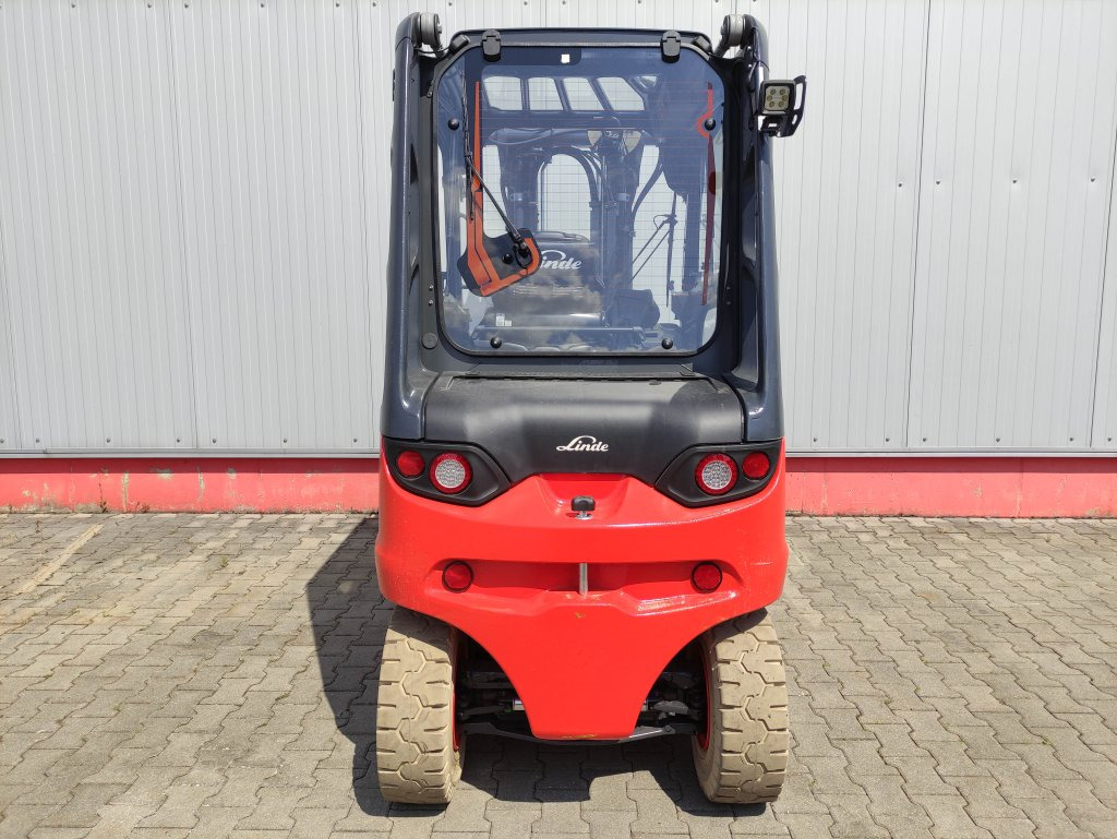 Linde E50HL-01-388 - 电动叉车:图4 Linde E50HL-01-388 - 电动叉车:图4