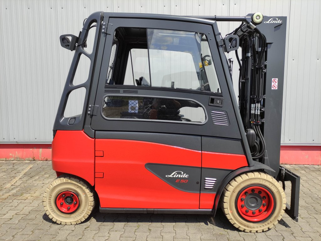 Linde E50HL-01-388 - 电动叉车:图2 Linde E50HL-01-388 - 电动叉车:图2