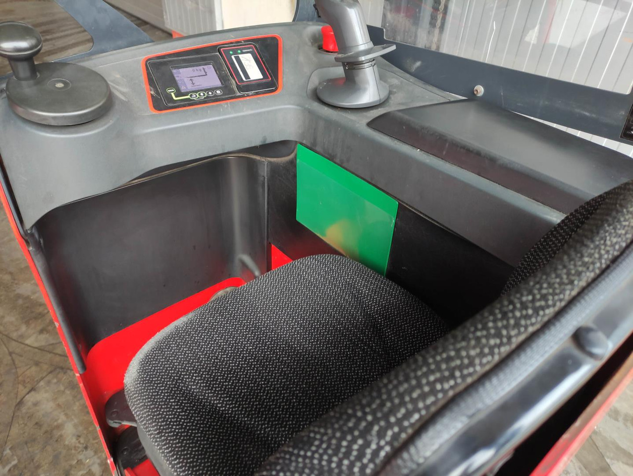 Linde L16 R - 堆垛机:图5 Linde L16 R - 堆垛机:图5