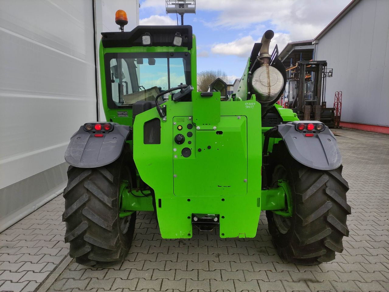 Merlo TF35.7-140 - 40 km/h - 伸缩臂叉装车:图4 Merlo TF35.7-140 - 40 km/h - 伸缩臂叉装车:图4