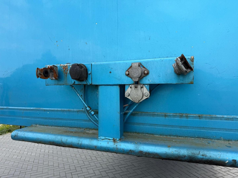 Floor FLO 12 202A 2 ASSEN, LAADKLEP. - 封闭厢式半拖车:图2 Floor FLO 12 202A 2 ASSEN, LAADKLEP. - 封闭厢式半拖车:图2