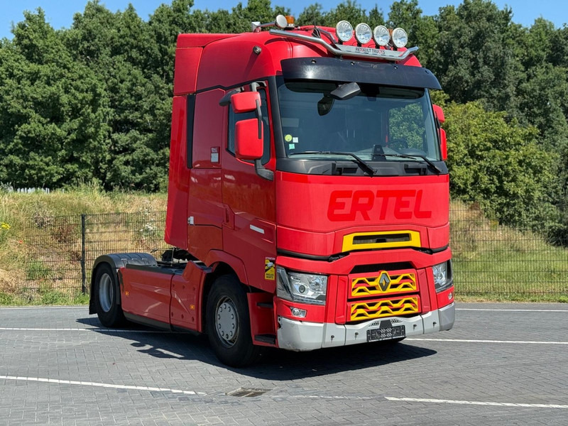 Renault T520 HIGH FULL SPOILER, STEEL/AIR, 2 TANKS, 2 BEDS, FRIGO - 牵引车:图1 Renault T520 HIGH FULL SPOILER, STEEL/AIR, 2 TANKS, 2 BEDS, FRIGO - 牵引车:图1