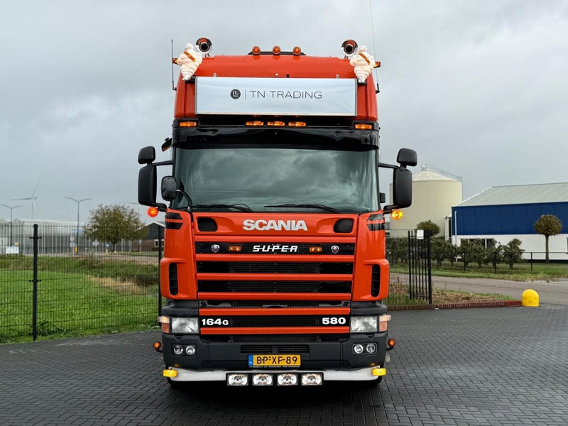 Scania R 164 GA 6X2/4 NA 580 SHOW TRUCK, GESTUURDE VOORLOPER, COMPLEET, TOP. - 牵引车:图3 Scania R 164 GA 6X2/4 NA 580 SHOW TRUCK, GESTUURDE VOORLOPER, COMPLEET, TOP. - 牵引车:图3
