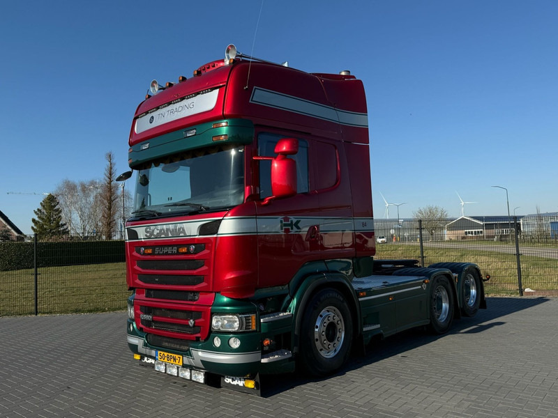 Scania R560 SHOW TRUCK, INTERIOR, FULL AIR, LIKE NEW. - 牵引车:图3 Scania R560 SHOW TRUCK, INTERIOR, FULL AIR, LIKE NEW. - 牵引车:图3