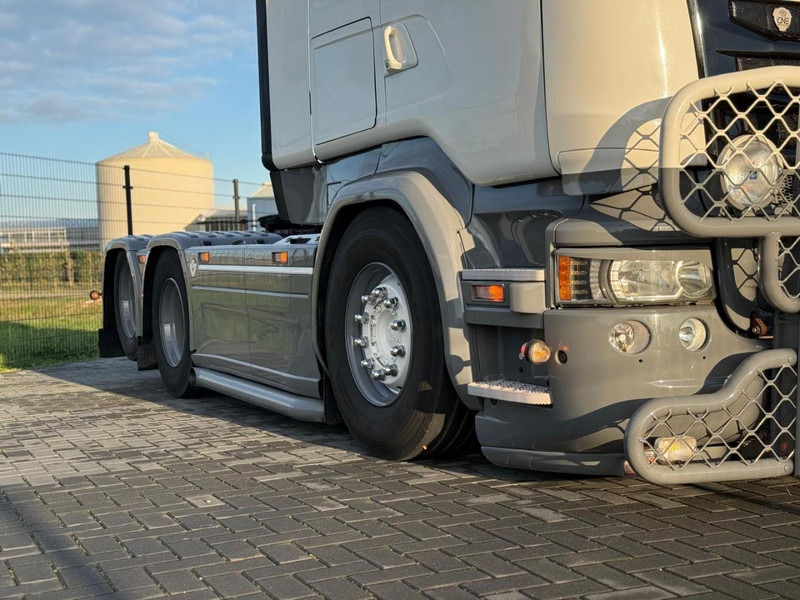 Scania R580 VOLLE SHOWTRUCK, VOLLUCHT, OPEN UITLAAT, INTERIEUR. - 牵引车:图4 Scania R580 VOLLE SHOWTRUCK, VOLLUCHT, OPEN UITLAAT, INTERIEUR. - 牵引车:图4