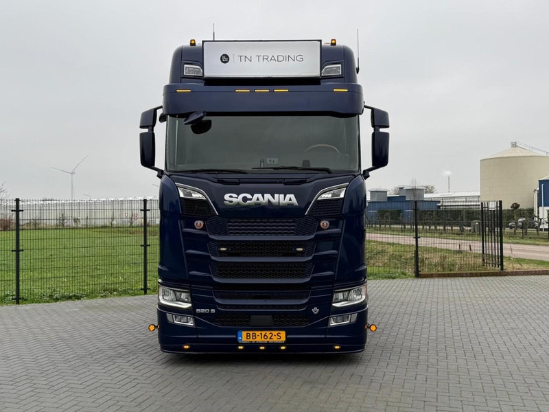 Scania S520 VOLLUCHT, ALCOA, 6 LUCHT BALGEN, LEER. - 牵引车:图2 Scania S520 VOLLUCHT, ALCOA, 6 LUCHT BALGEN, LEER. - 牵引车:图2