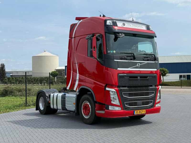 Volvo FH13.420 ADR, SMART TACHO 2, NL TRUCK, ALCOA, STEEL/AIR, PERFECT CONDITION, 2X TANK. - 牵引车:图1 Volvo FH13.420 ADR, SMART TACHO 2, NL TRUCK, ALCOA, STEEL/AIR, PERFECT CONDITION, 2X TANK. - 牵引车:图1