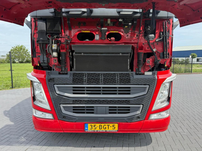 Volvo FH13.420 ADR, SMART TACHO 2, NL TRUCK, ALCOA, STEEL/AIR, PERFECT CONDITION, 2X TANK. - 牵引车:图5 Volvo FH13.420 ADR, SMART TACHO 2, NL TRUCK, ALCOA, STEEL/AIR, PERFECT CONDITION, 2X TANK. - 牵引车:图5