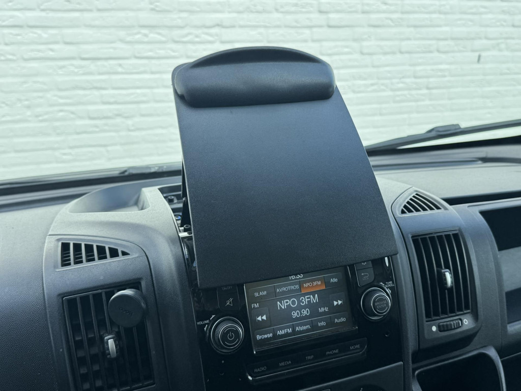 Citroën Jumper-30 2.2 HDI L1H1 Economy 3 Zitplaatsen Airco Cruise Bluetooth Media player - 无侧窗厢式货车:图3 Citroën Jumper-30 2.2 HDI L1H1 Economy 3 Zitplaatsen Airco Cruise Bluetooth Media player - 无侧窗厢式货车:图3