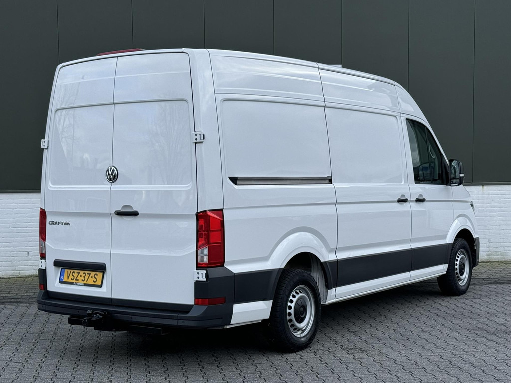 Volkswagen Crafter-30 2.0 TDI L3H3 Highline Carplay DAB Cruise Verwarmde voorruit Trekhaak Lat om Lat - 无侧窗厢式货车:图2 Volkswagen Crafter-30 2.0 TDI L3H3 Highline Carplay DAB Cruise Verwarmde voorruit Trekhaak Lat om Lat - 无侧窗厢式货车:图2