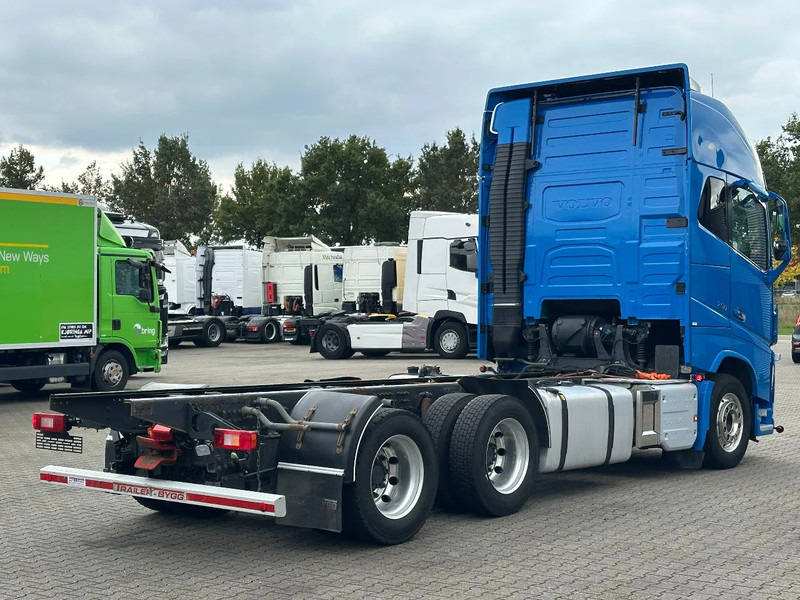 Volvo FH 16.750 6x4 Globe XL Chassis Retarder 3.90 Wb Full Air - 驾驶室底盘卡车:图3 Volvo FH 16.750 6x4 Globe XL Chassis Retarder 3.90 Wb Full Air - 驾驶室底盘卡车:图3